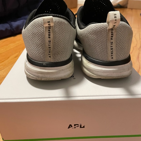 APL athletic propulsion labs techloom pro black/ grey/ white ombré sneakers - Picture 7 of 9